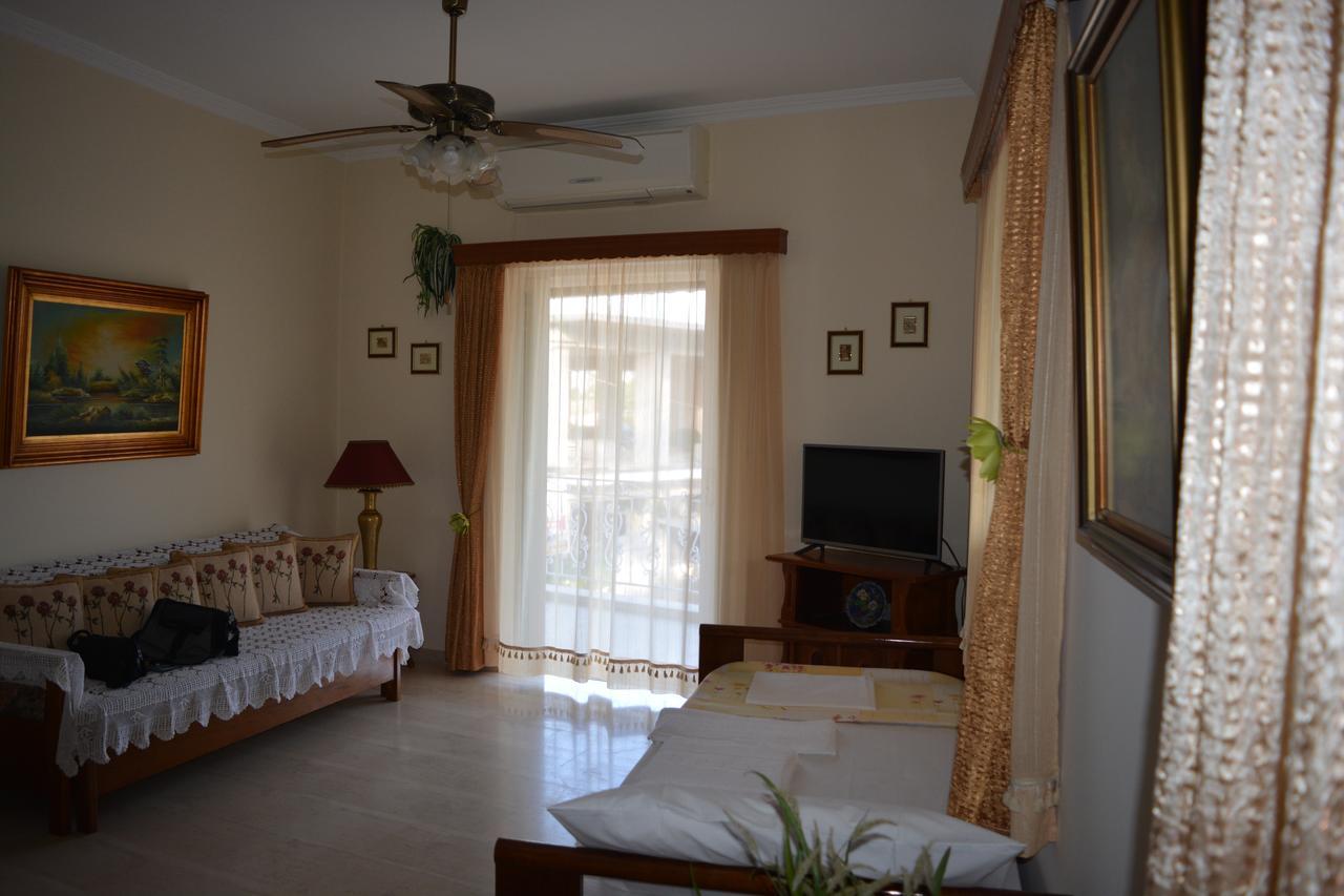 Villa Anna Alykes Екстериор снимка